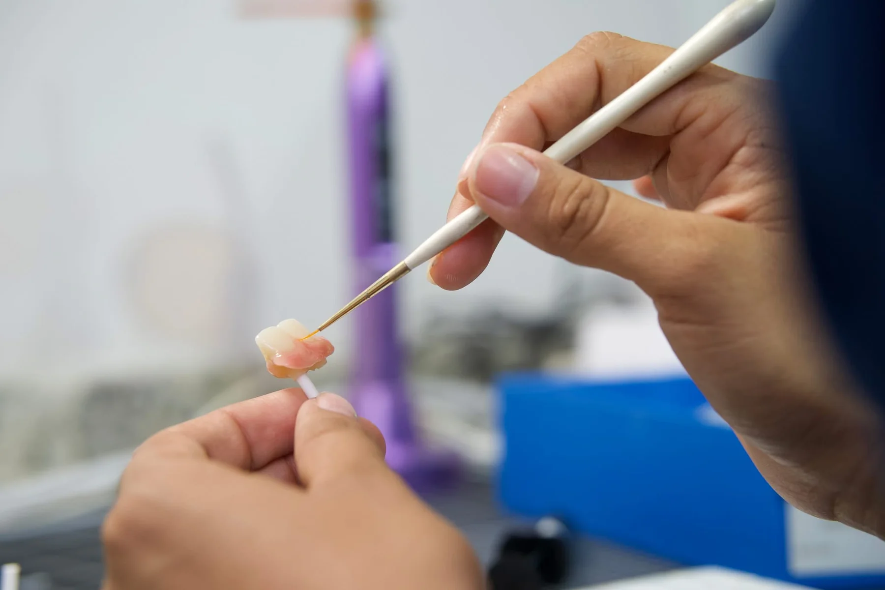 Trabajo de laboratorio dental